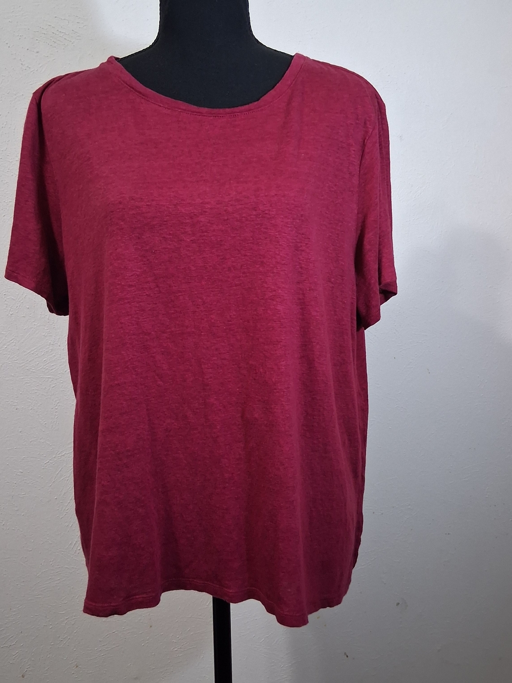 Eileen Fisher Linen Short-Sleeve Tee in Wine
